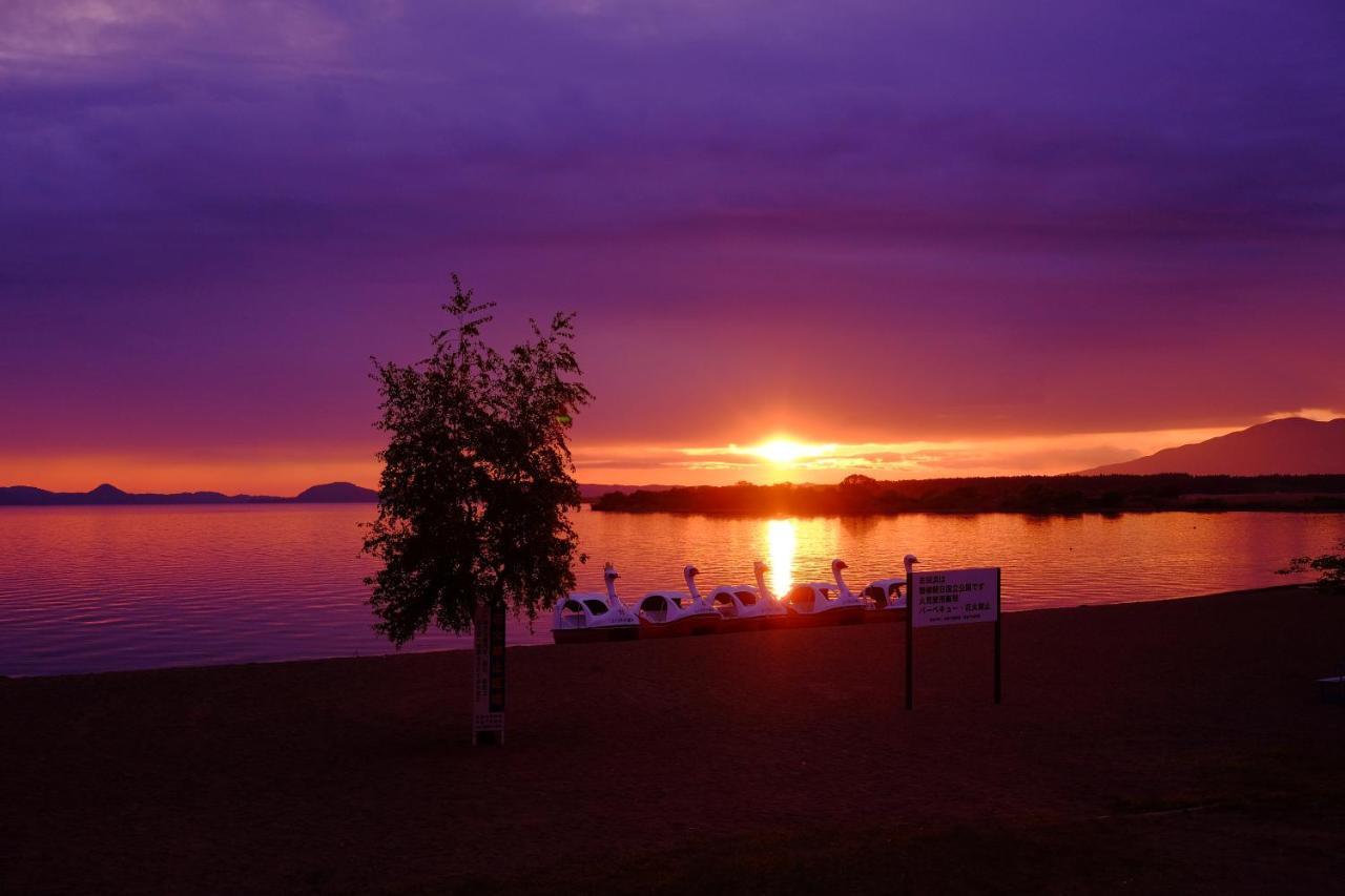 Lakeside Banko Hotel Inawashiro Buitenkant foto